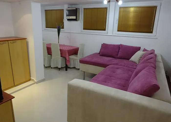 Апартаменти Jasmin White