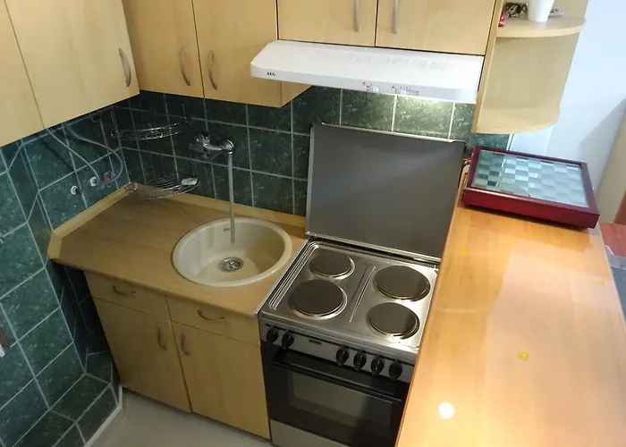 Jasmin White Апартаменти Скоп'є