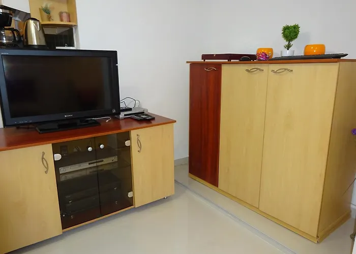 Jasmin White Апартаменти *