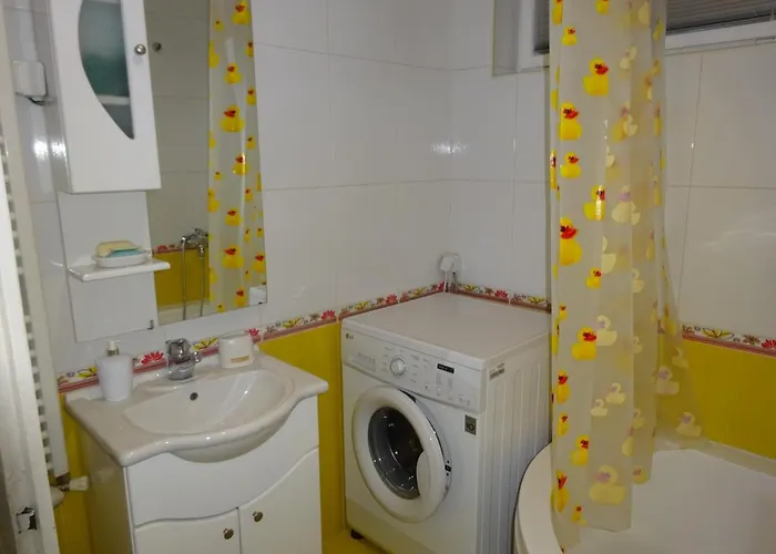 Jasmin White Апартаменти Скоп'є