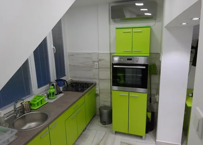 Jasmin White Апартаменти Скоп'є